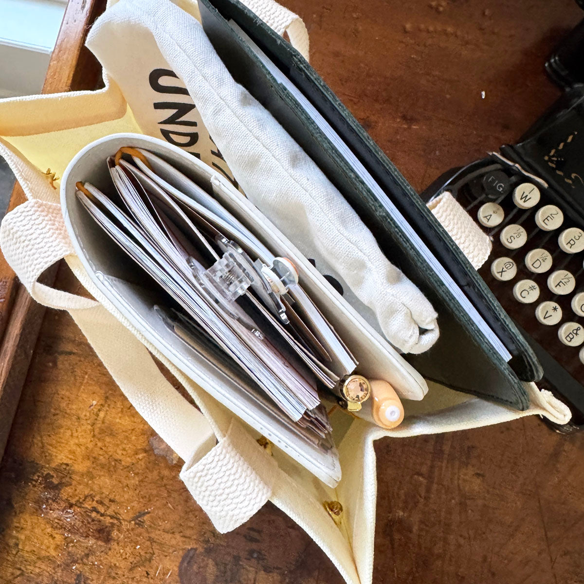 15th Anniversary - Cocoa Daisy Celebration Tote