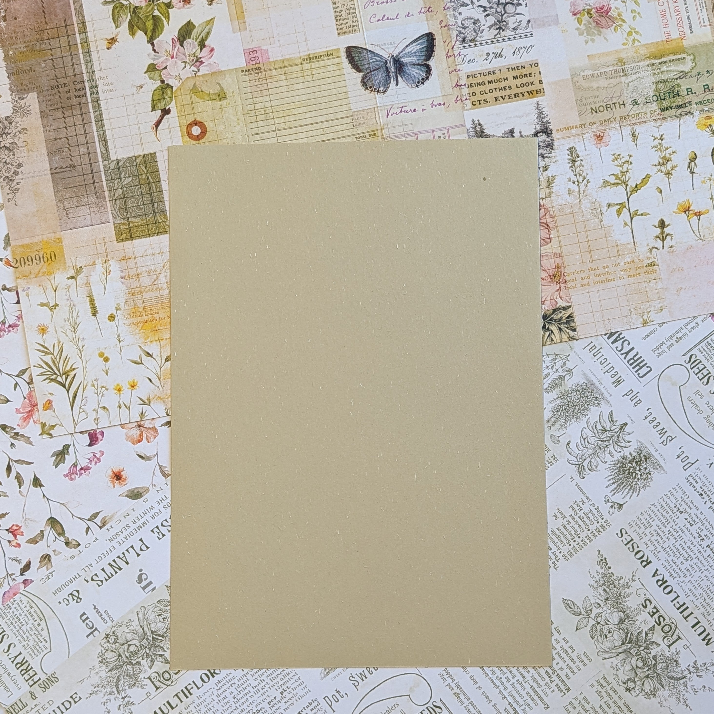 Field Notes & Florals Beige Specialty Paper from the Deluxe Journaling Kit - May 2026