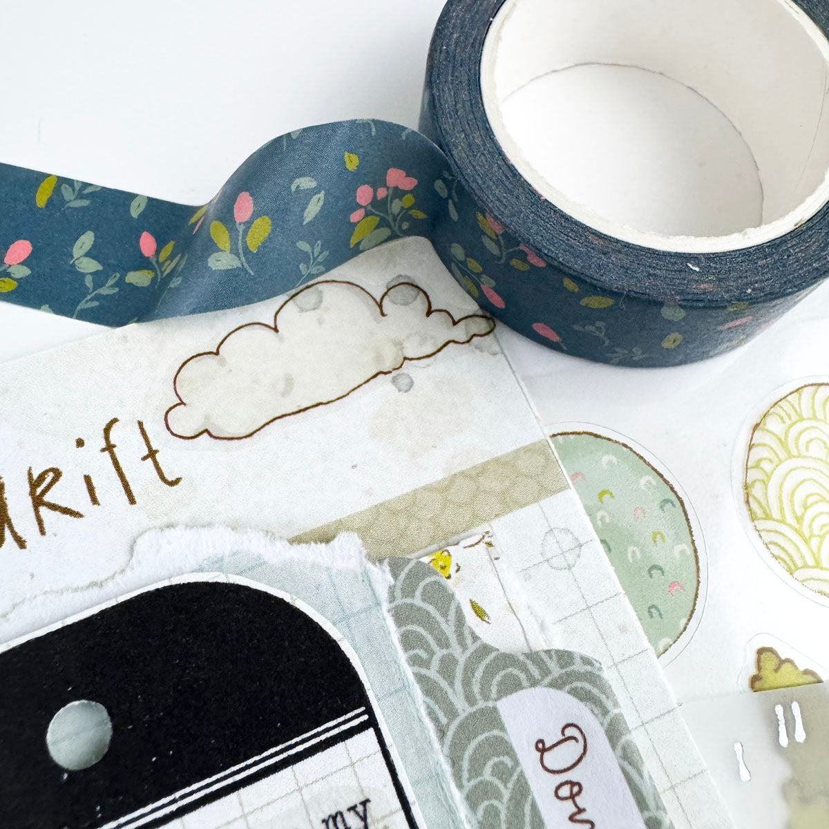 Deluxe Journaling Kit Subscription - 1 month