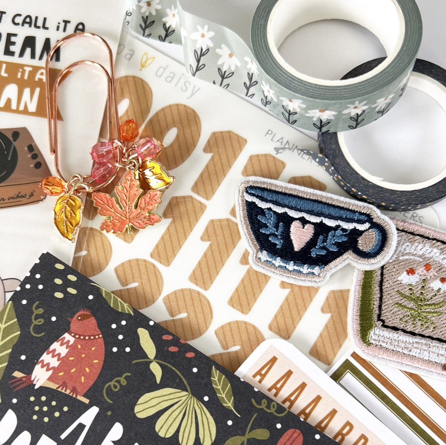 Home Sweet Home "Daisy" Regular 15mm Washi - November 2023